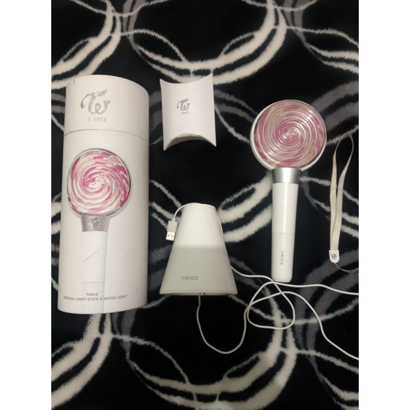 LIGHTSTICK TWICE OFFICIAL VER1 PRELOVED