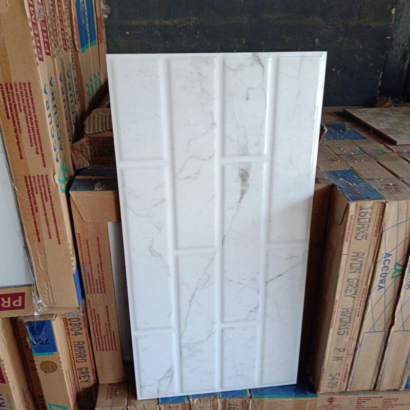 Keramik dinding 30x60 bata putih carara secandi white kia