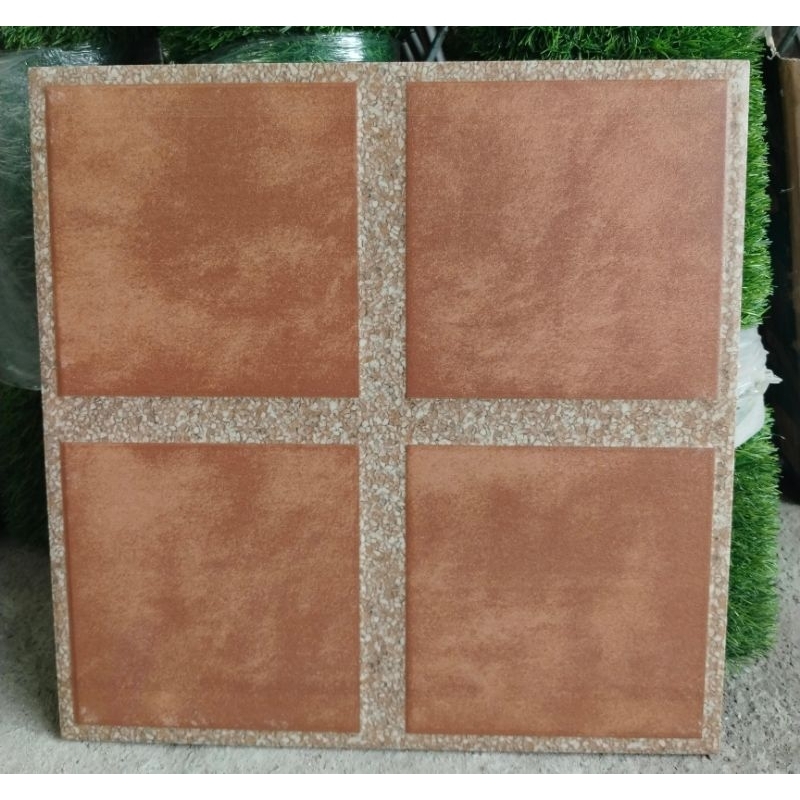 KERAMIK 40X40 MATT BATA MERAH MOTIF KOTAK