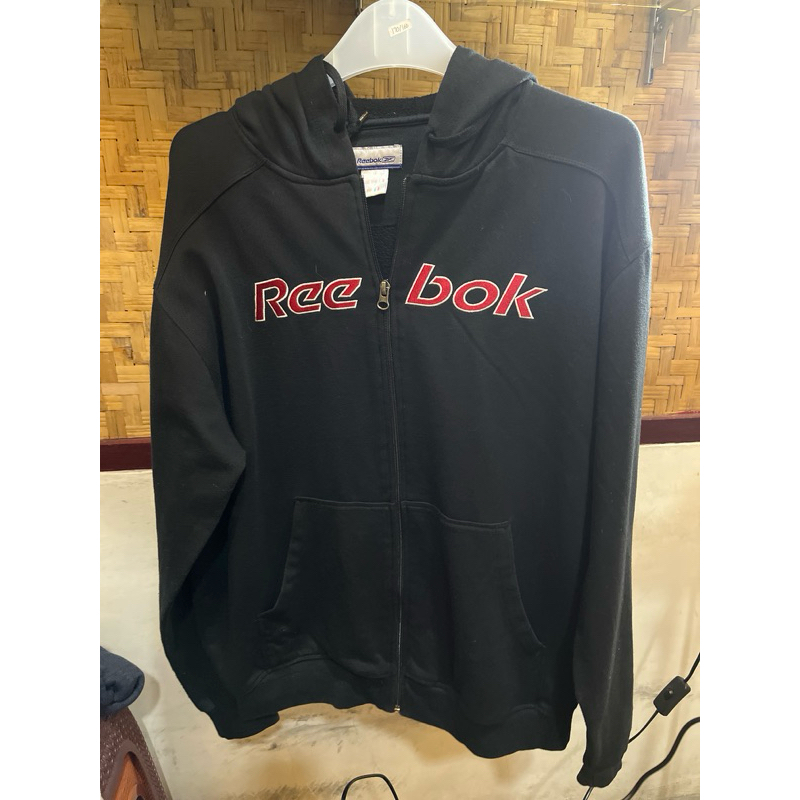 reebook hoodie hitam