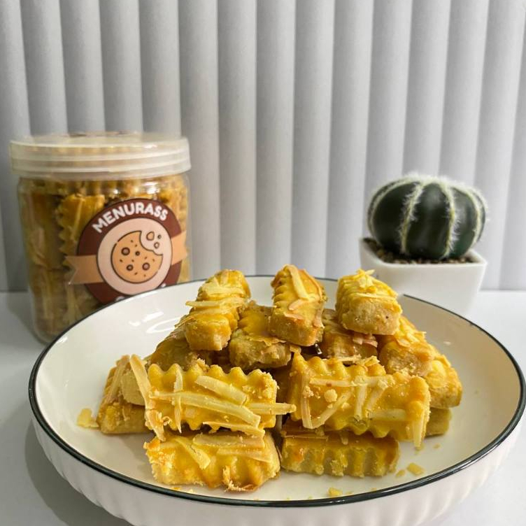 

Kue Kering Kastengel Crispy Premium By Menurass Cookies