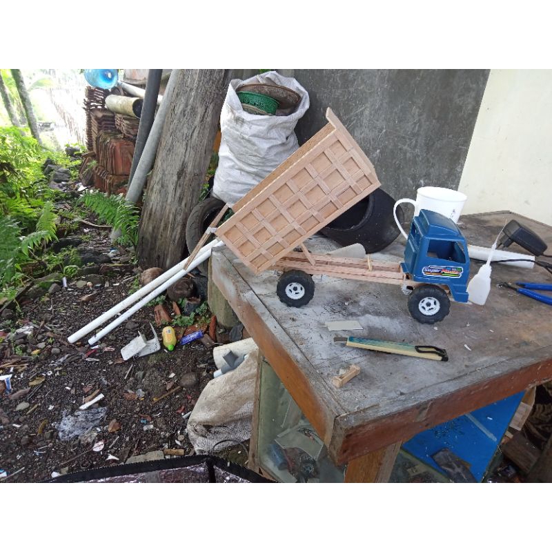 bak dump miniatur truk plastik