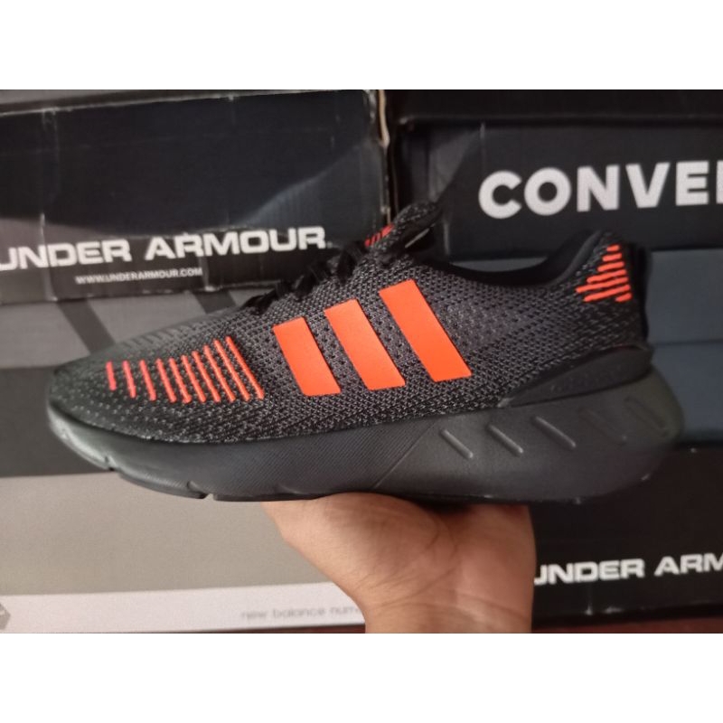 sepatu  adidas SWIFT run22 hp2825
