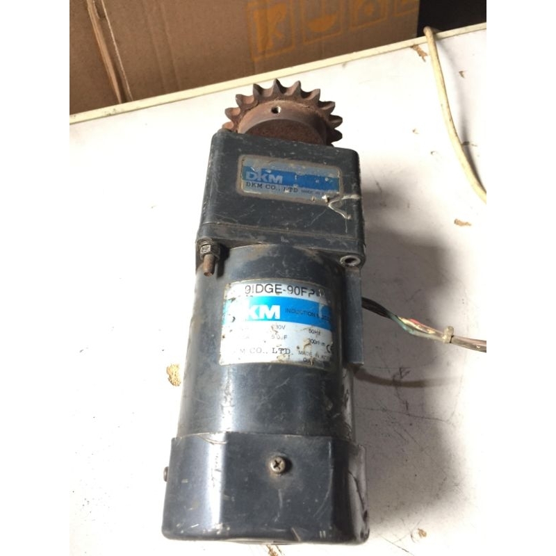 Motor AC Gearbox 220V. 90W. Ratio 25