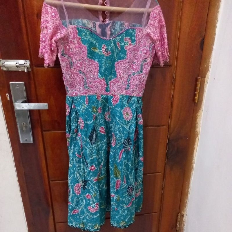 Dress pesta wisuda natal valentine brokat mix batik prlved