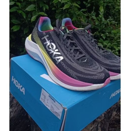 Hoka Mach x