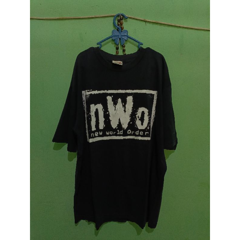 Vintage WWF NWO new World order T-shirt  copy right 2002