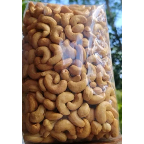 

500 gram kacang mede original mateng /kacang mete panggang asin KACANG MEDE ORIGINAL RASA BAWANG PUTIH 500 GRAM / COOKED NUTS WITH GARLIC FLAVOR