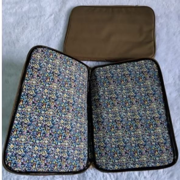 softcase laptop 13-14inch /tas pelindung laptop