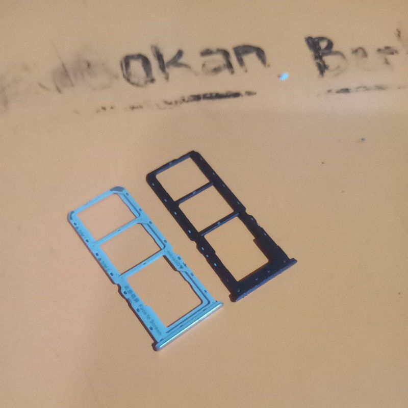 simtray oppo A7 bekas original bagus utuh.