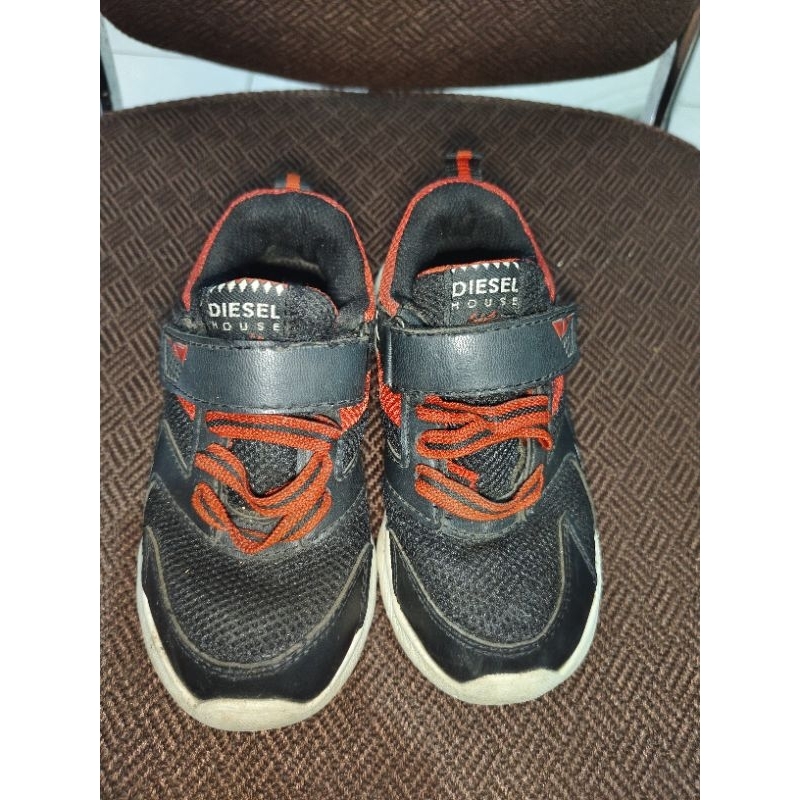 sepatu anak diesel house preloved