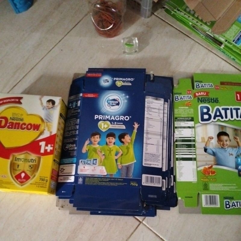 

kardus bekas primagrow - bahan kerajinan - kode unik primagrow