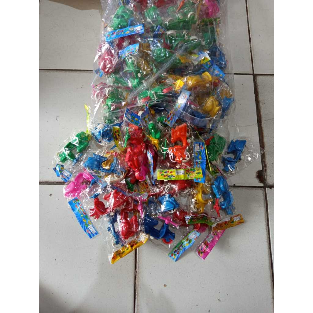 Mainan Vespa Motor Motoran Kecil 10 Pcs