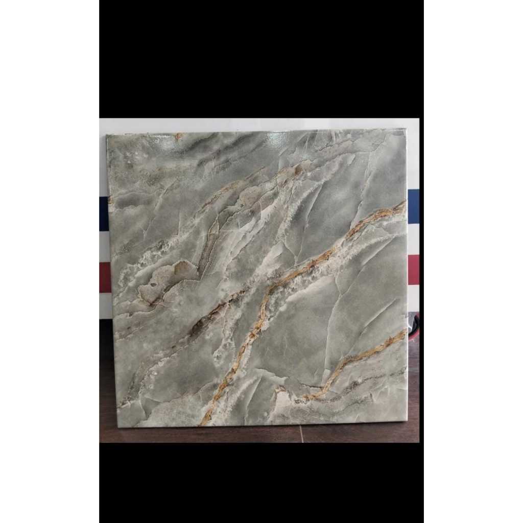 KERAMIK LANTAI GLOSY MOTIF MARMER | ARWANA MENDOZA GREY 40X40
