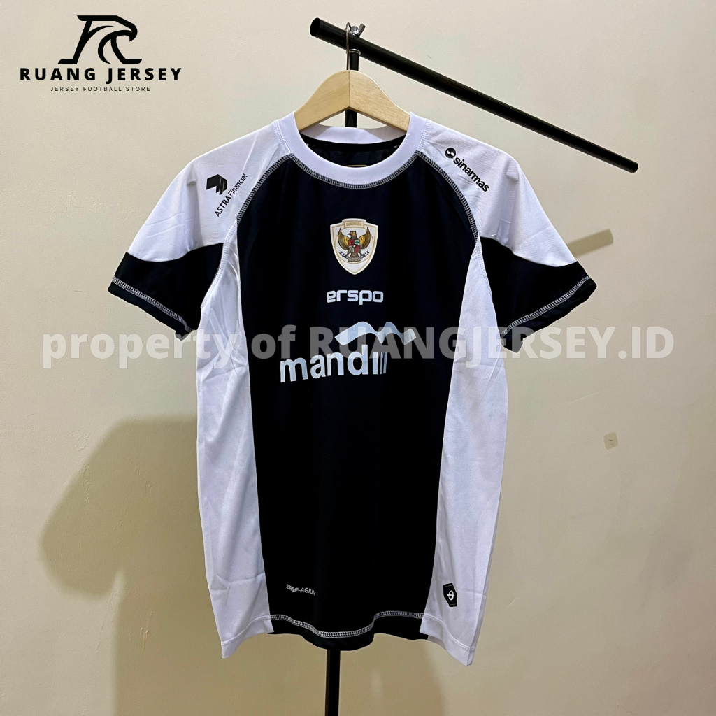 Jersey Sepak Bola Timnas Indonesia Training Hitam Putih New 2024 Pria Dewasa