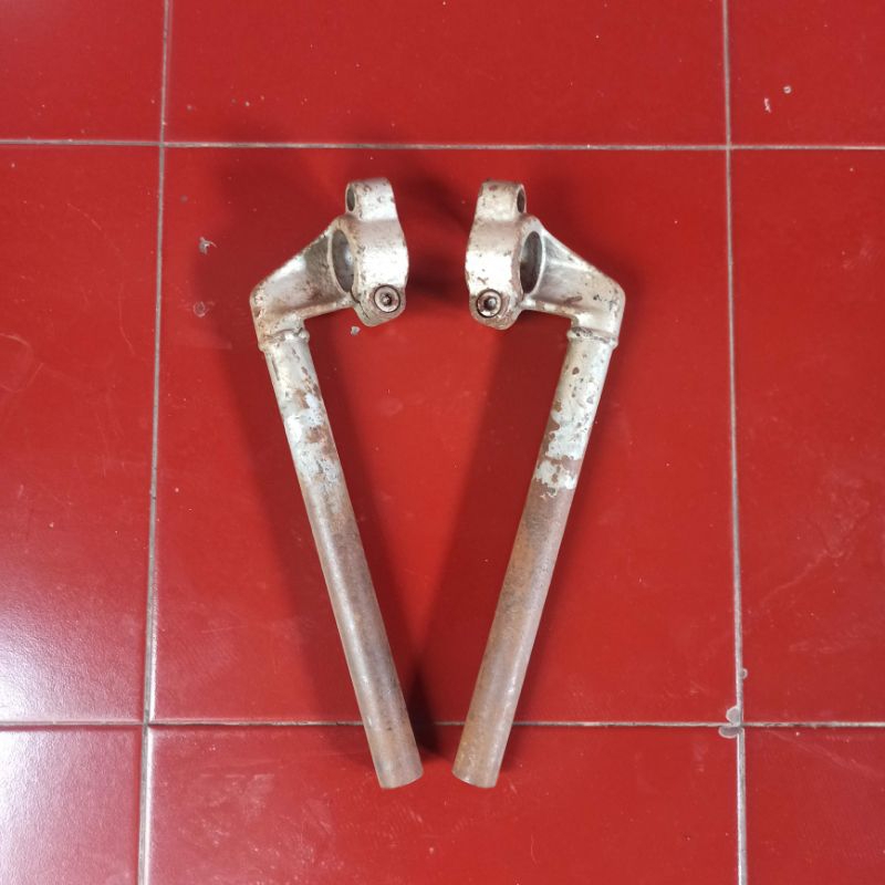 sepasang stang jepit yamaha RXZ original