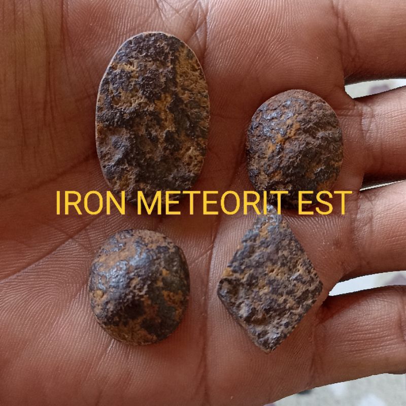 Batu Est Badar Besi Meteor