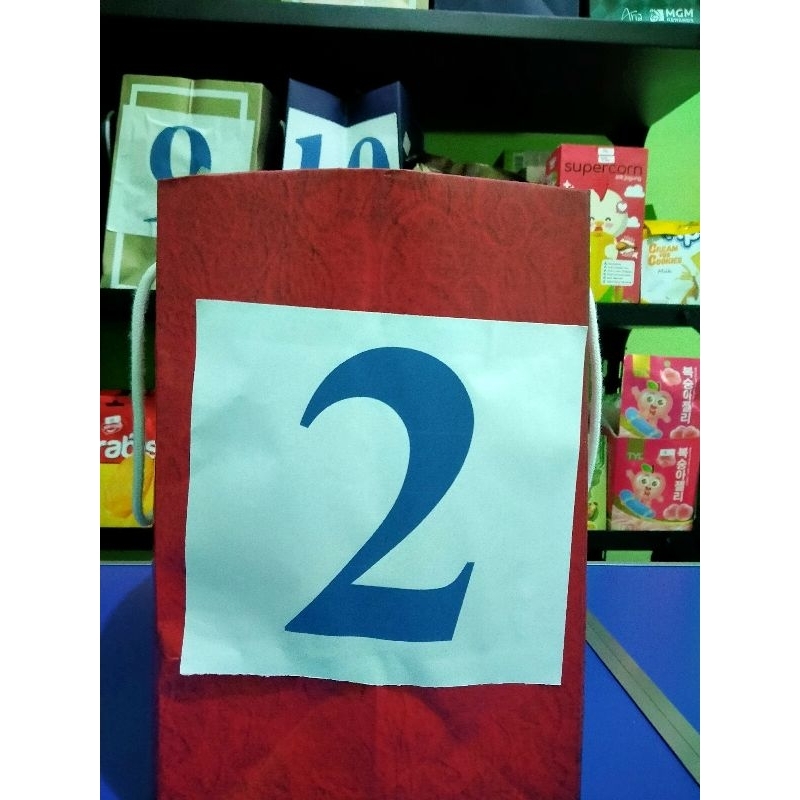 

MB 2 (mystery bag)