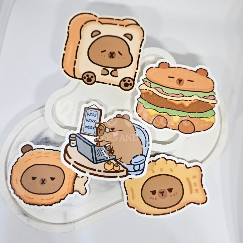 

[BnB] Sticker Kartun Capybara Lucu Aesthetic Vinyl Glossy Anti Air / Waterproof (untuk laptop, casing HP, diary, jurnal)