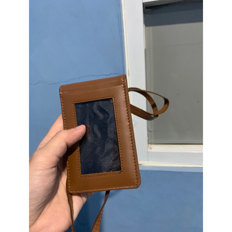 

Starke Lanyard ID CARD name tag leather coklat preloved second