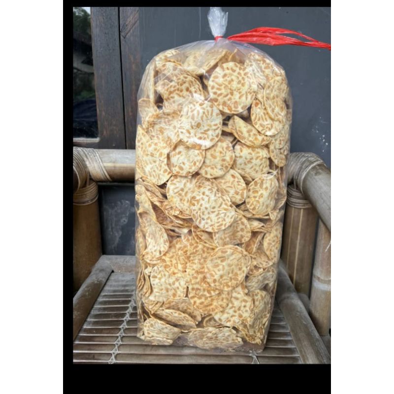

1/2kg keripik tempe sagu renyah gurih asin khas bandung