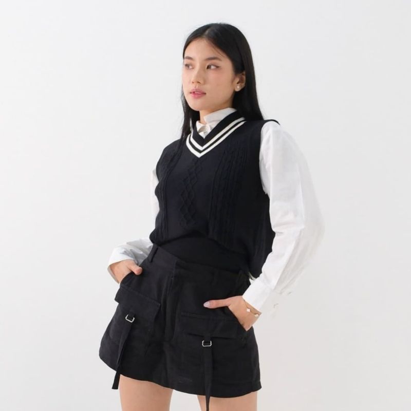 Rompi Rajut [ Rompi Rajut Korean Style, Old Money style]