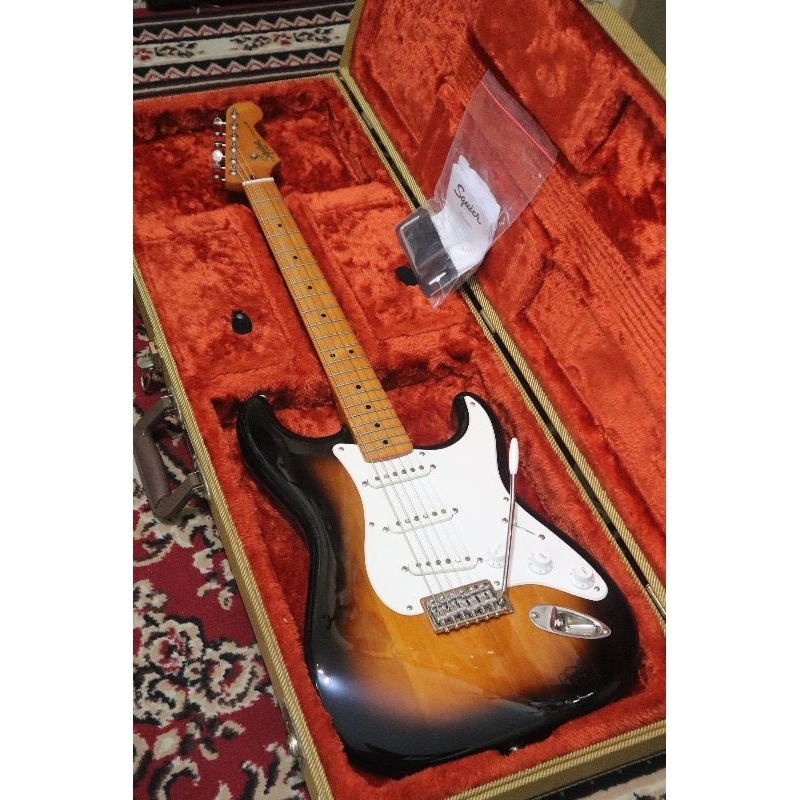 SQUIER STRATOCASTER CLASSIC VIBE 50S TWO TONE SUNBURST COLOR MADE IN INDONESIA 2021