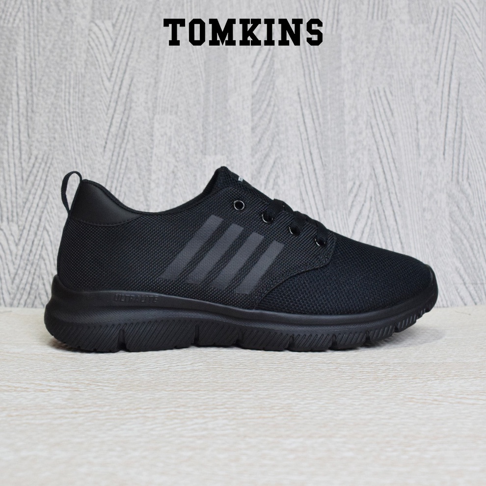 TOMKINS Capitano  Black Sepatu Sneakers Pria