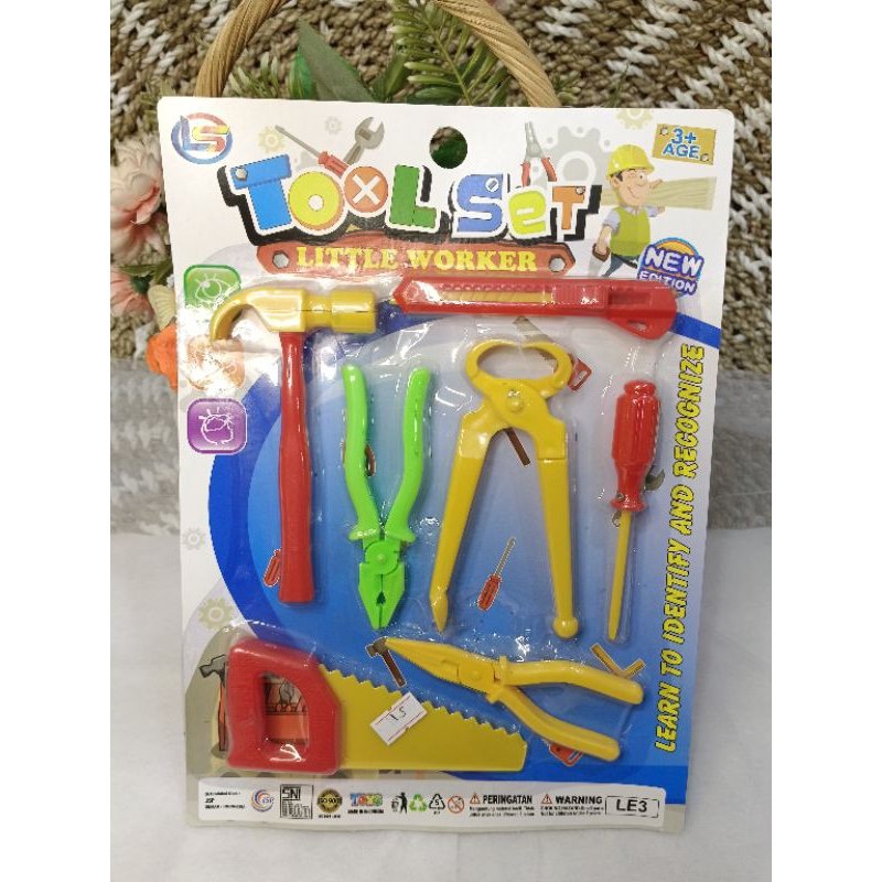 Mainan toolsset/Mainan perkakas