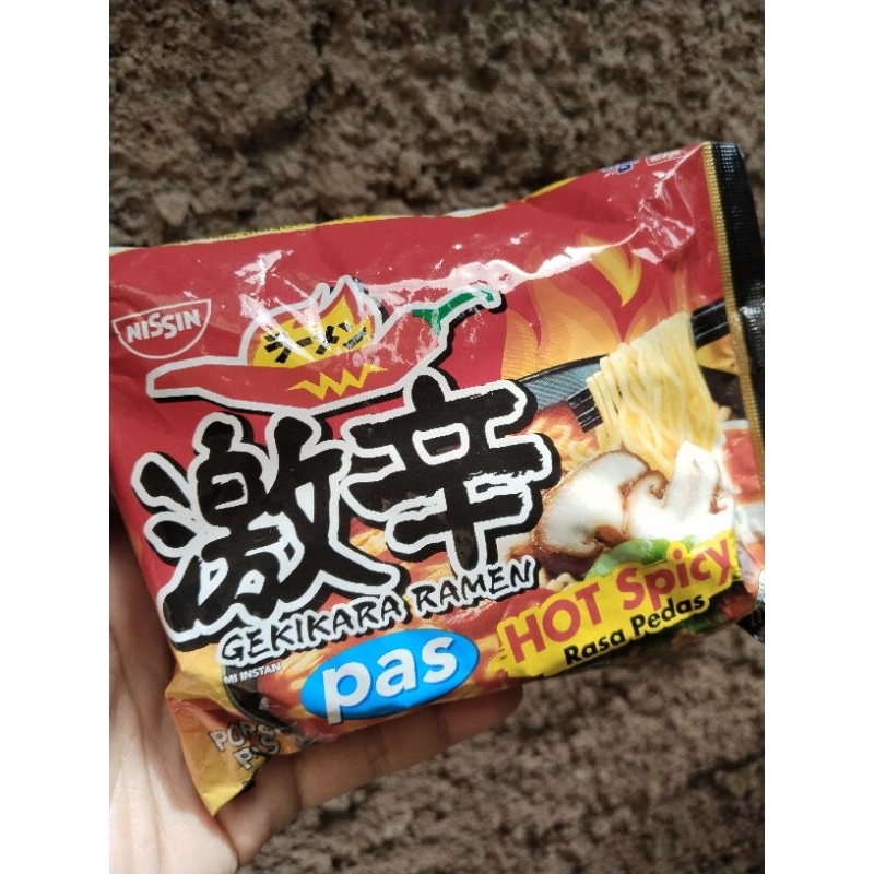 

Nissin Gekikara Ramen Hot Spicy Kemasan 80 Gram
