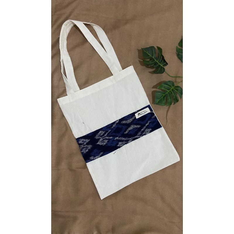 Tote bag | Tote bag kombinasi | Tote bag tenun blanket | souvenir Tote bag.