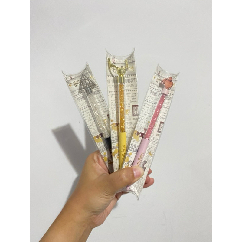 

(READY STOCK) RARE ITEM Ballpoint Pulpen Snitch Deathly Hallows Love Potion Miniso x Harry Potter
