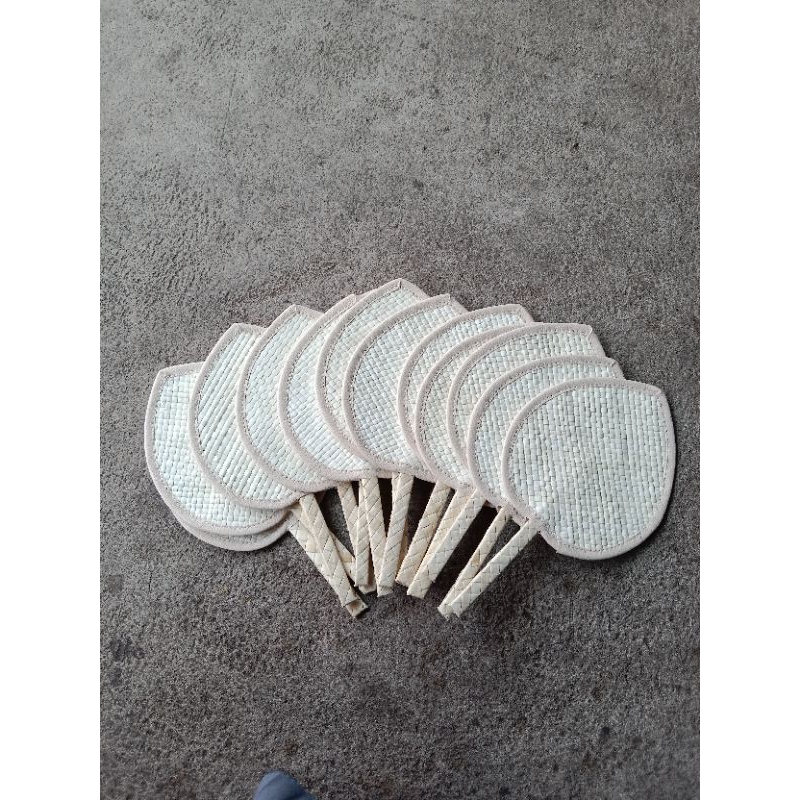 Kipas Pandan Love / Kipas pandan List / Kipas pandan / Kipas tangan / Souvenir / Kipas anyaman panda