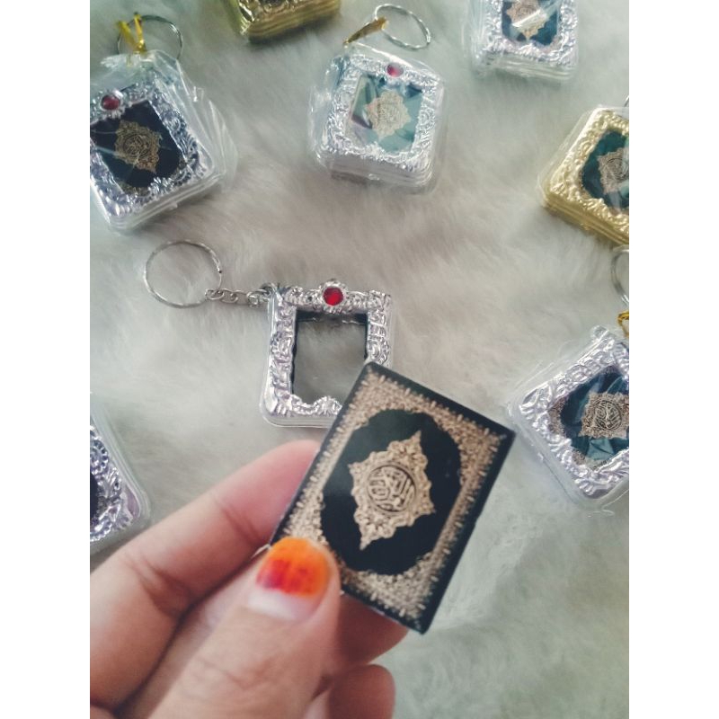 Ganci Alquran mini gantungan kunci Alquran mini