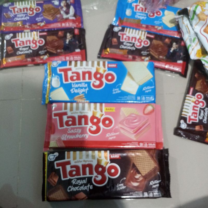 

wafer tango eceran 5000 ukuran 110 gr