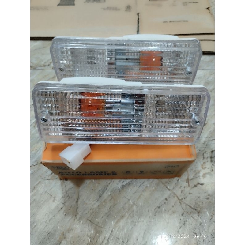 LAMPU SEN CARRY EXTRA ST100 1.0 JIMNY KATANA MIKA KRISTAL PLUS BOHLAM LAMPU BEMPER DEPAN LAMPU BUMPE