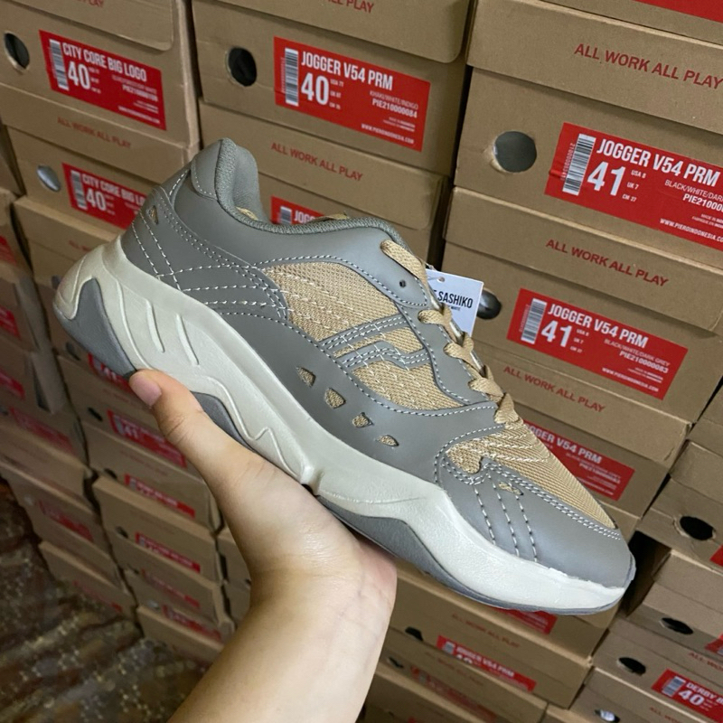 SEPATU PIERO ERGO ST SASHIKO (ROCK GRAY/SAND/IVORY WHITE)