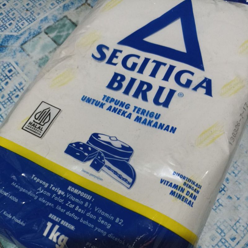 

Terigu Segitiga Biru