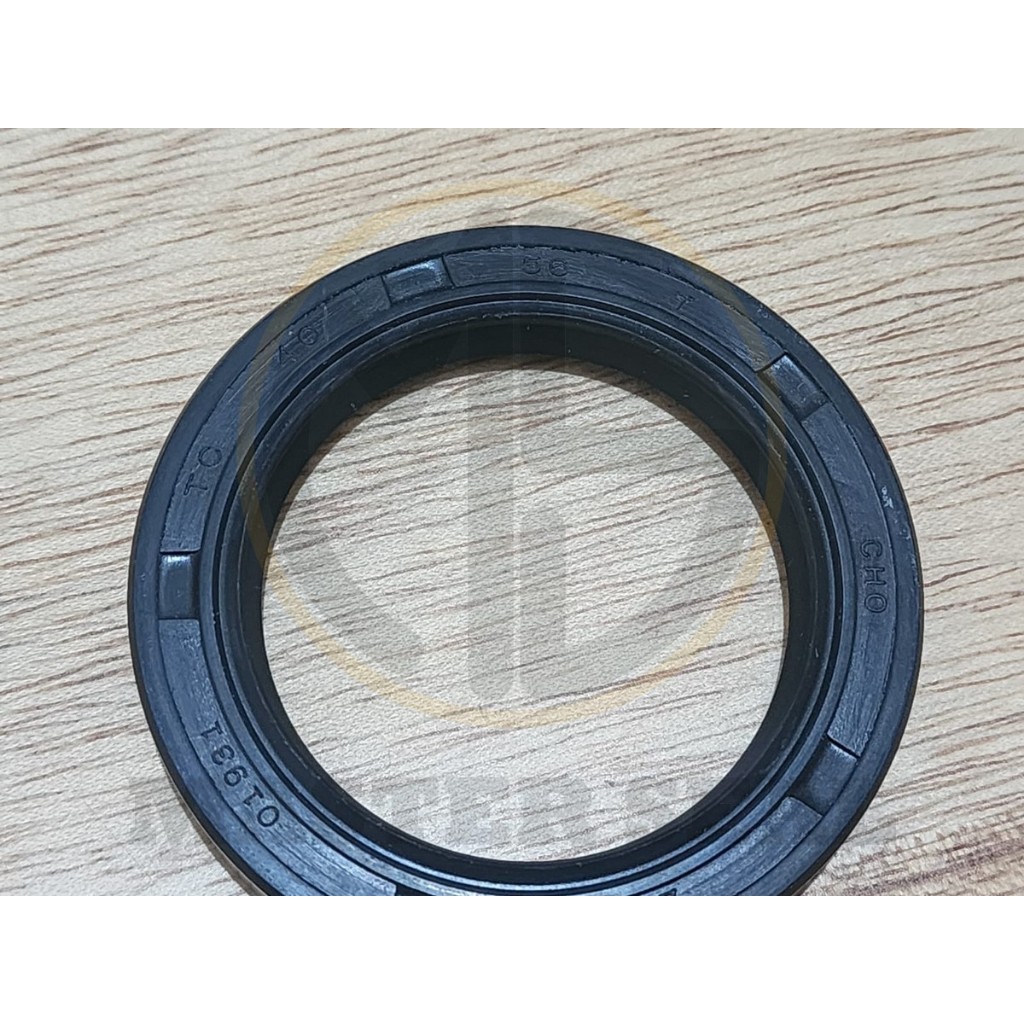 OIL SEAL TC 40 56 7 . TC 40 x 56 x 7 NBR TAIWAN