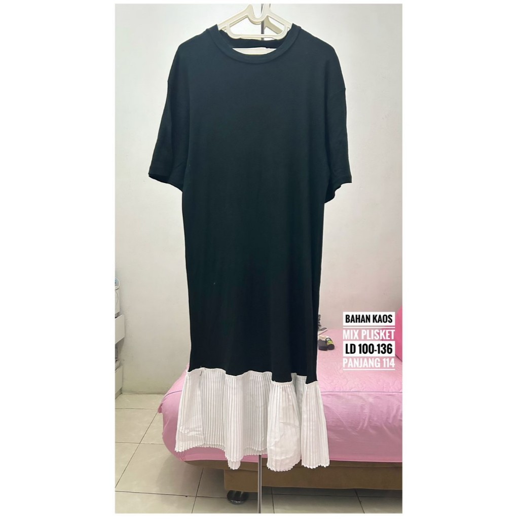 Dress Kaos Jumbo Hitam kombinasi plisket kaos Putih Hitam Premium