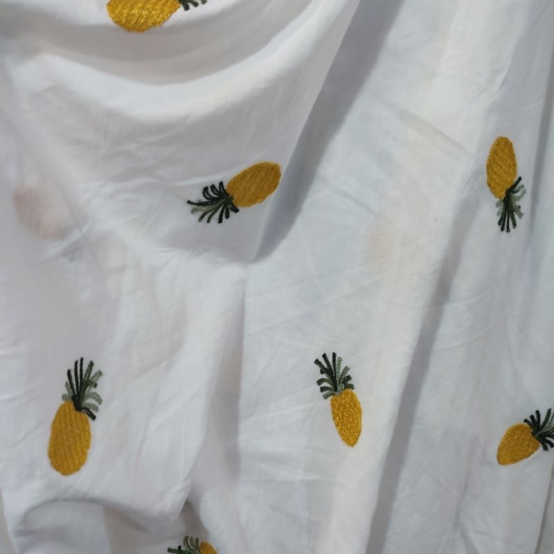 kain katun bordir dasar putih - kain katun bordir - bahan katun premium - kain border - kain bahan c