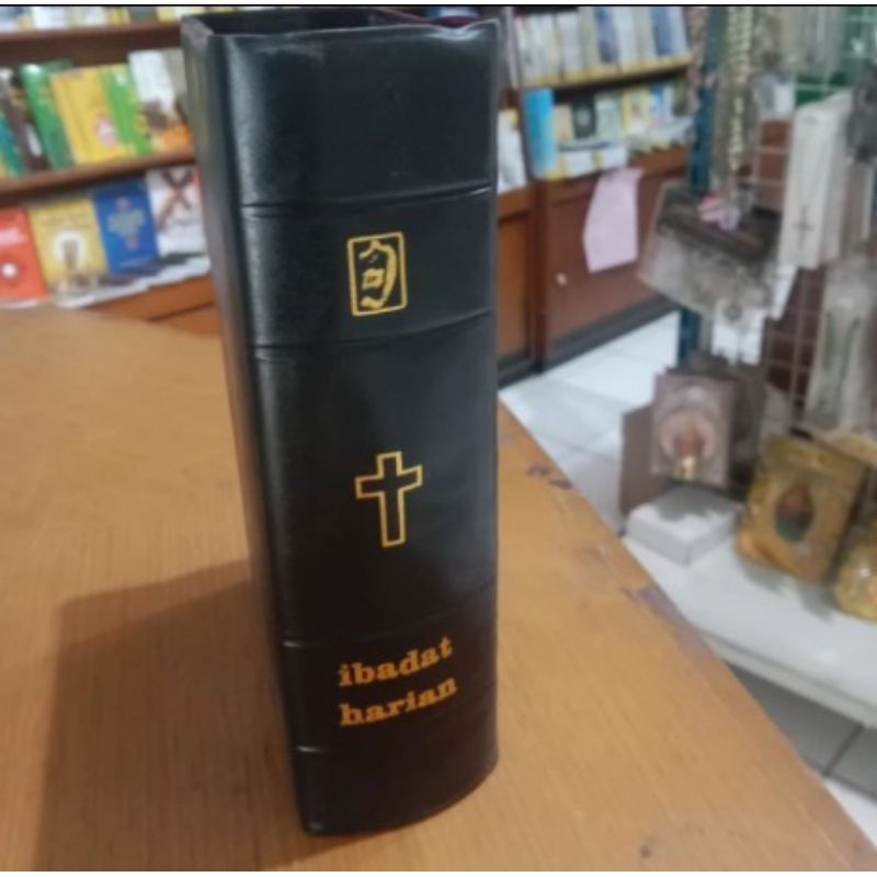 BUKU IBADAT HARIAN BREVIR