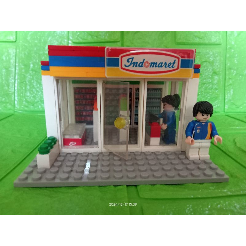 Mainan Lego/Brick/Balok susun Indomaret