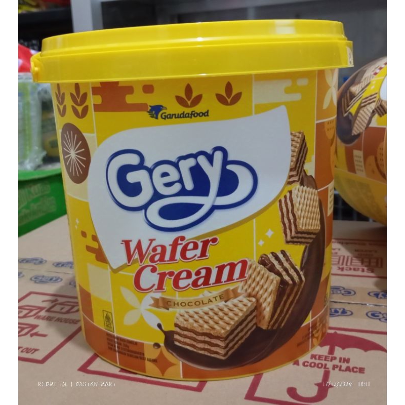 

Wafer Gery Kemasan Jar