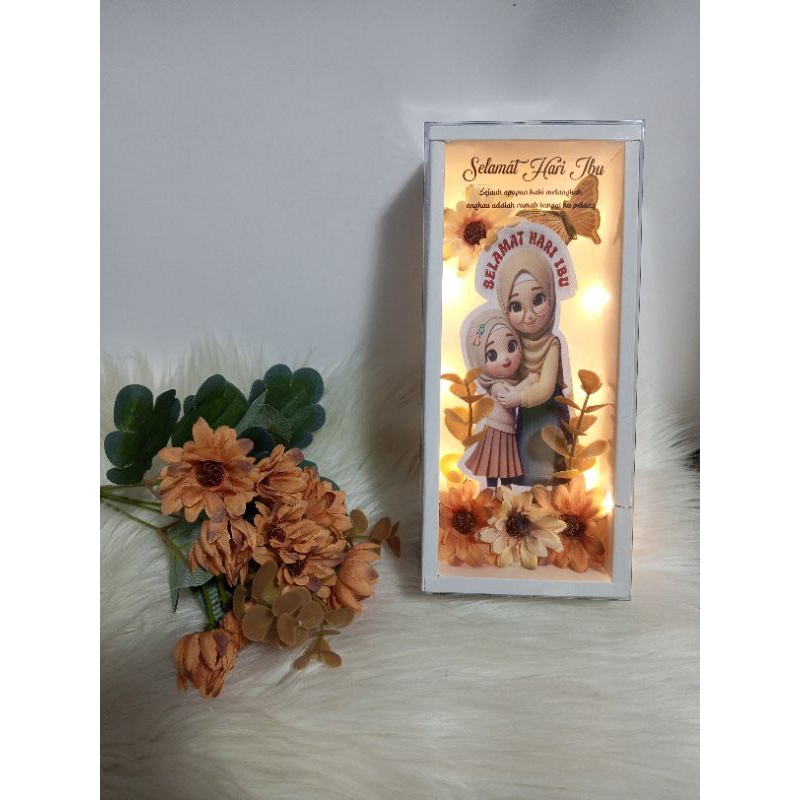 

gift box hari ibu / gift box hari guru /gift box wisuda / gift box ulang tahun/gift box pernikahan custom
