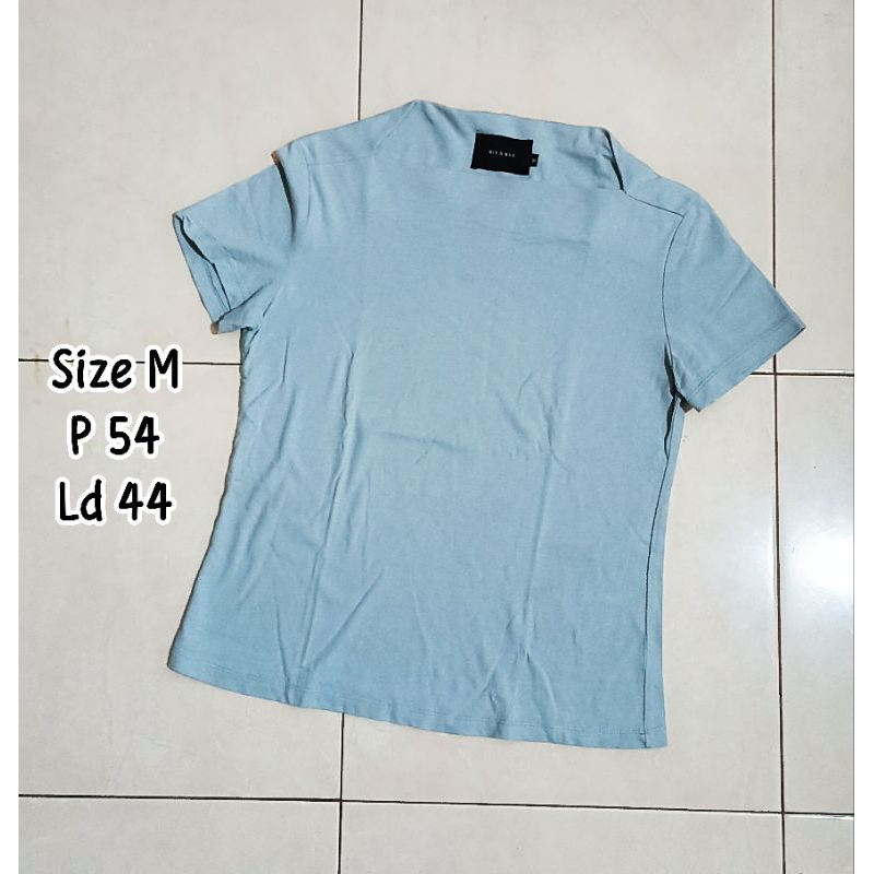 [PRELOVED] - baju kaos wanita light blue lengan pendek pakaian jalan atasan santai blouse top baby b