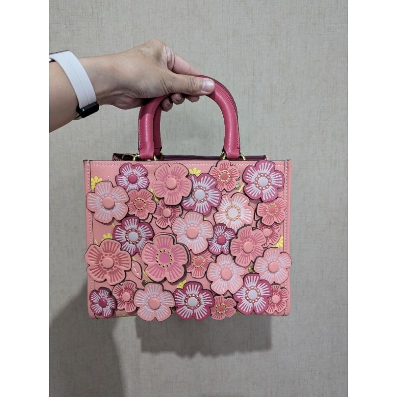 coach rogue colorblock tea rose