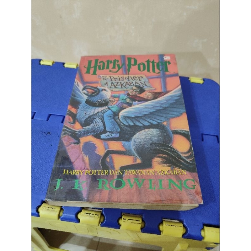 BOOKED novel ori original gramedia terjemahan harry potter soft cover 2 3