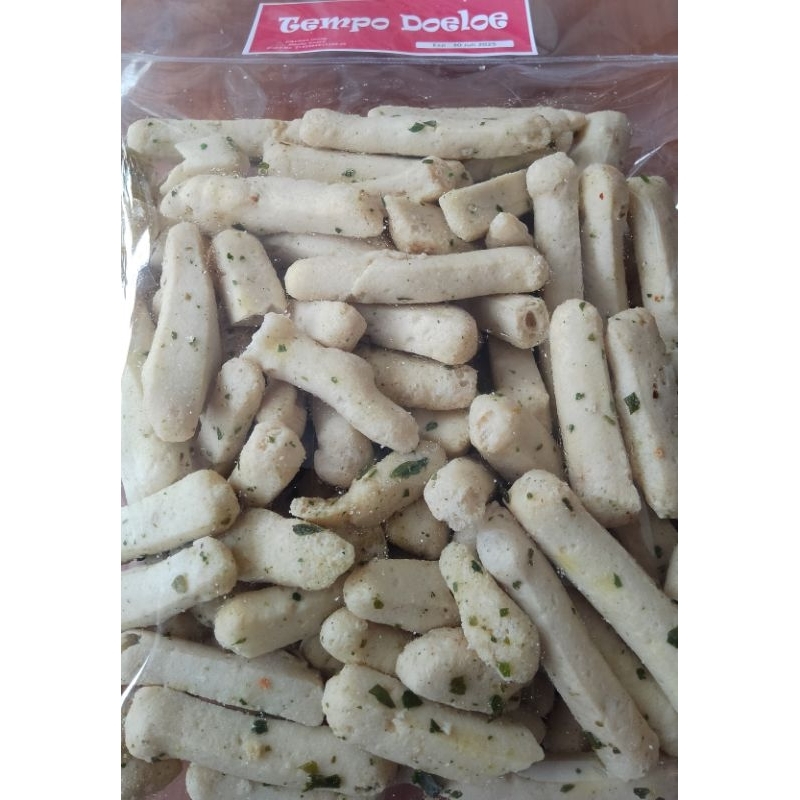 

stik basreng daun jeruk..berat 200gr