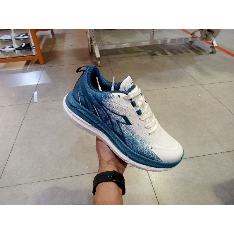 Sepatu Diadora original pria / Diadora Nose men's running shoes (100% original)